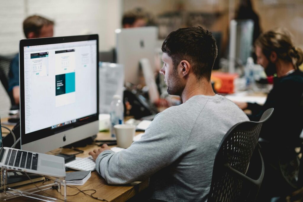 Platformy do sprzedaży i zarabiania online: internet – podsumowanie